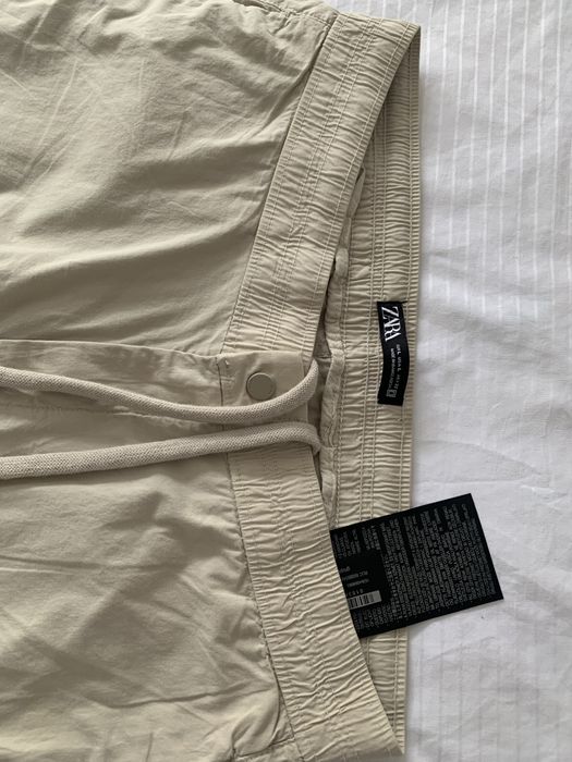 Pantaloni de vară zara