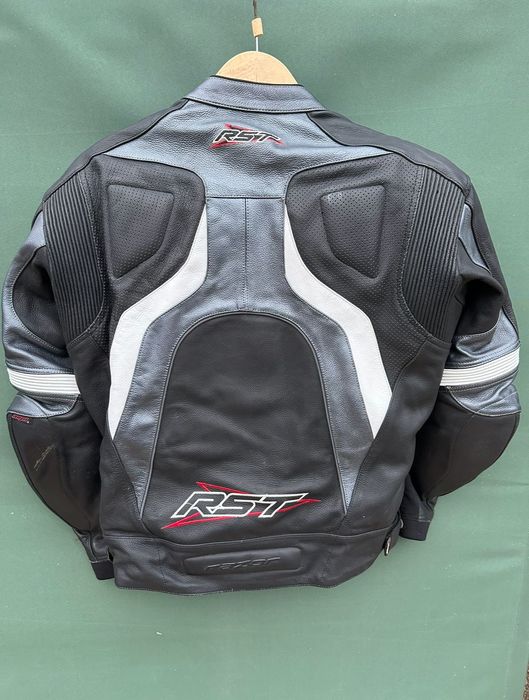 Кожено яке RST 54 L-размер