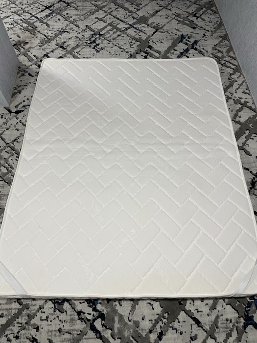 матрас янги ишлатилмаган