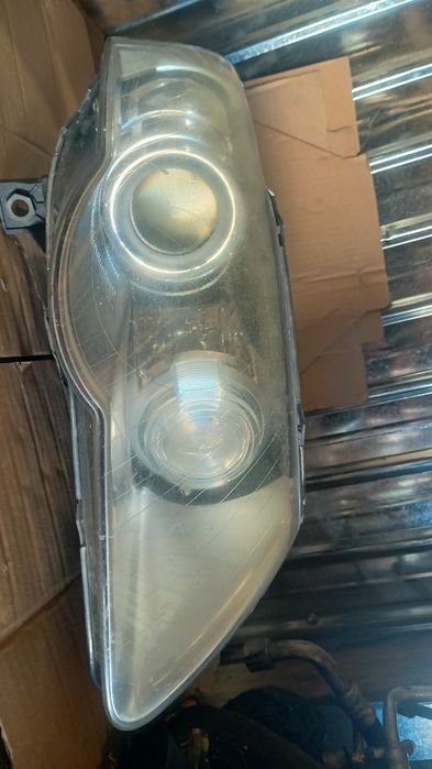 Faruri VW Passat B6 Bi-Xenon Adaptive Stânga + Dreapta Originale Valeo