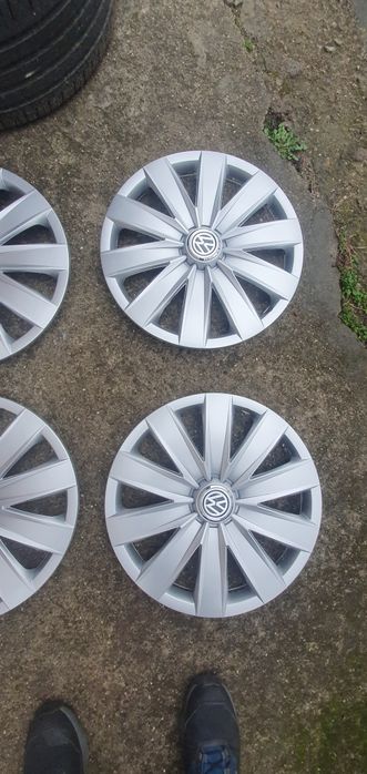 Тасове 16 цола vw passat  16 цола 4бр. може по еденично