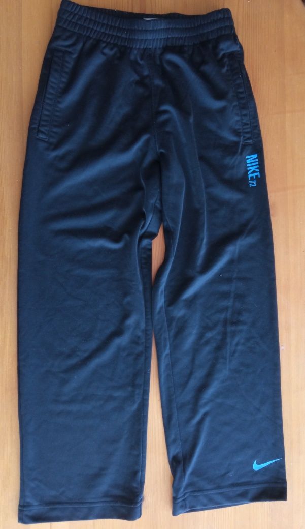 Долнище Nike 128/137 , 8- 10 год