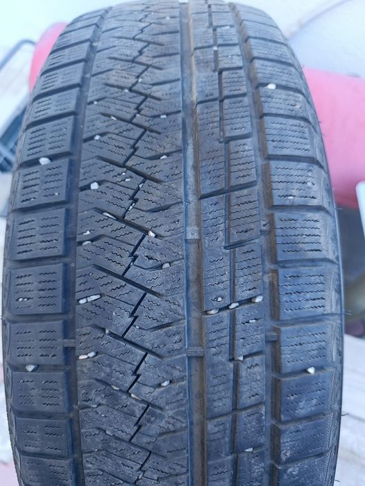 Продам зимние шины Triangle
