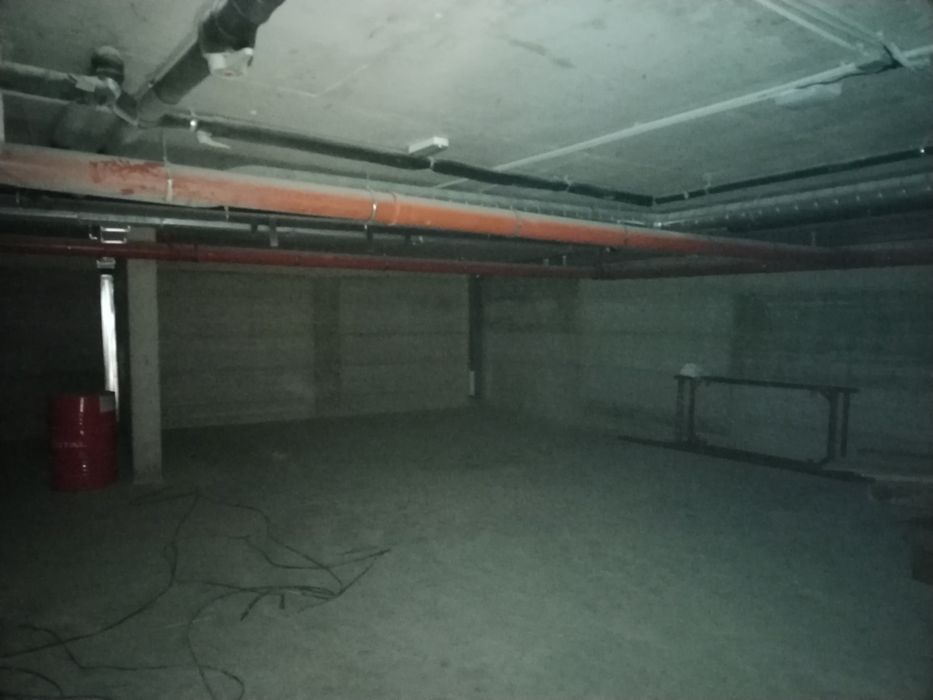 Паркомясто под наем Виница