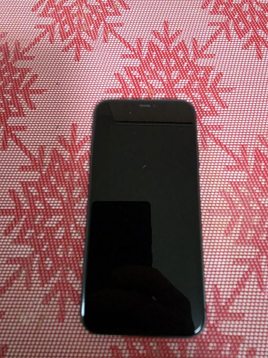 IPhone 11 64 GB,