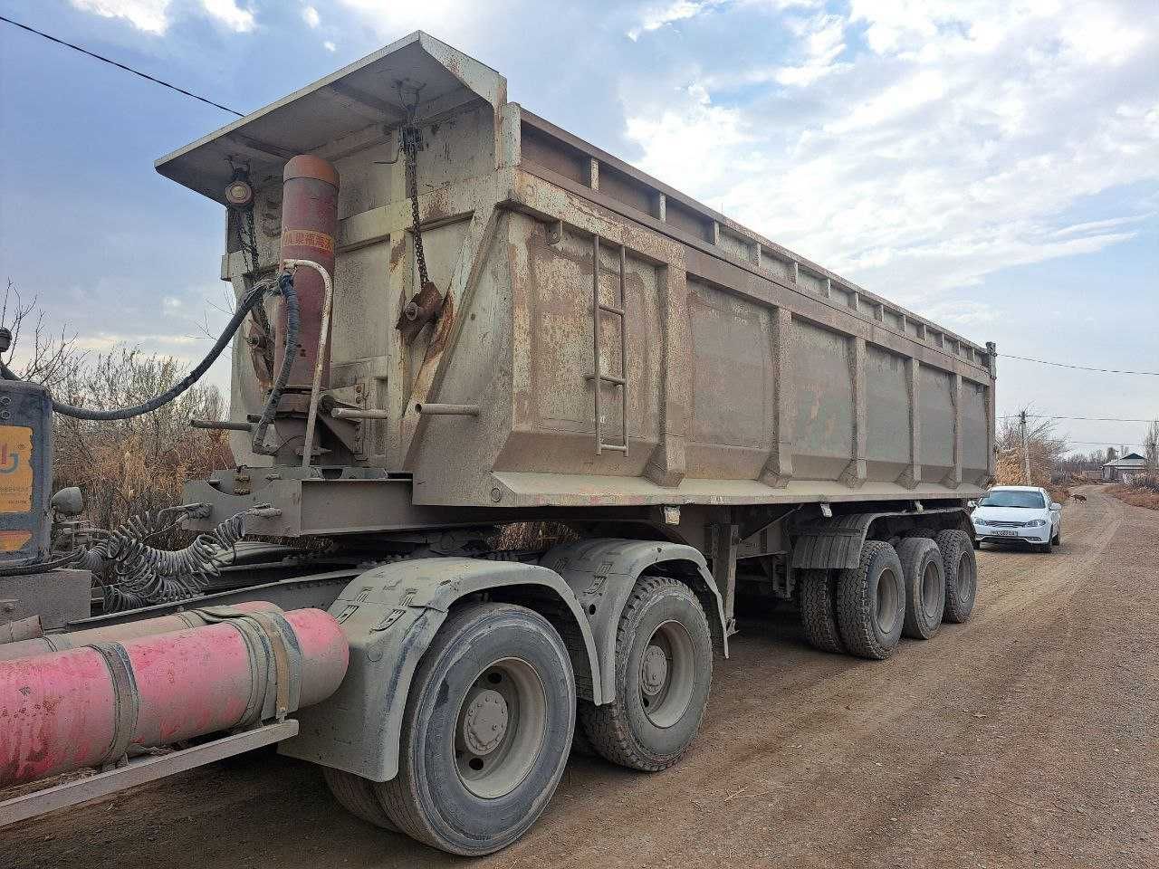 HOWO A6+полу прицеп