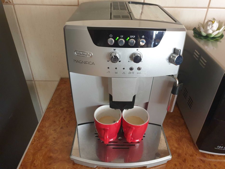 Espressor cafea automat Delonghi Magnifica-import