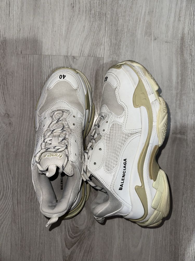 ОРИГИНАЛНИ Balenciaga triple S