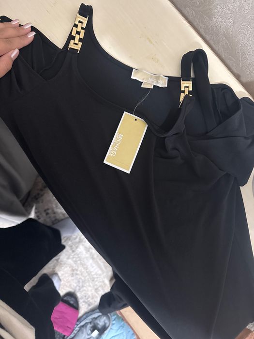 Продается платье