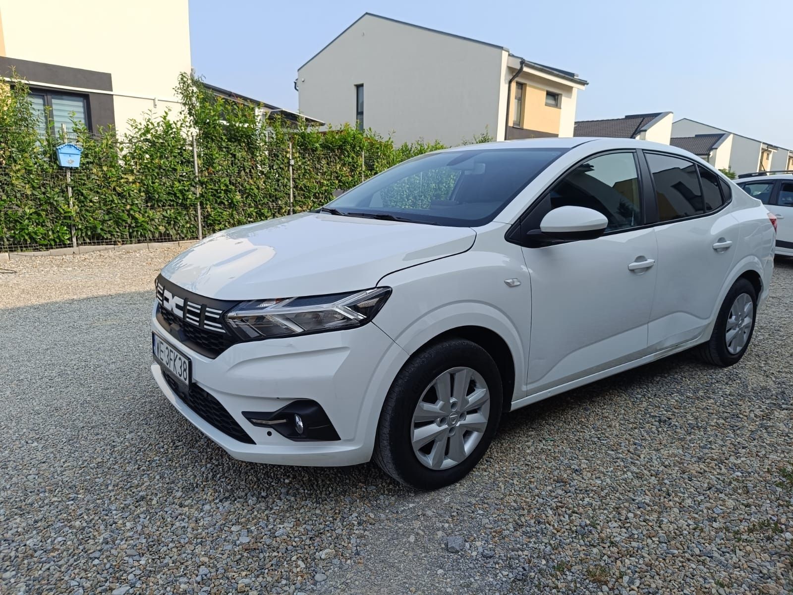 Dacia Logan 1.0 tce 100 cp gpl klima