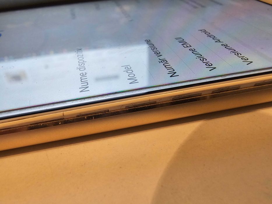 Defect Huawei p10 baterie umflata