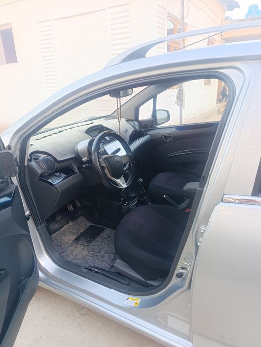 Spark sotiladi 2011 yil