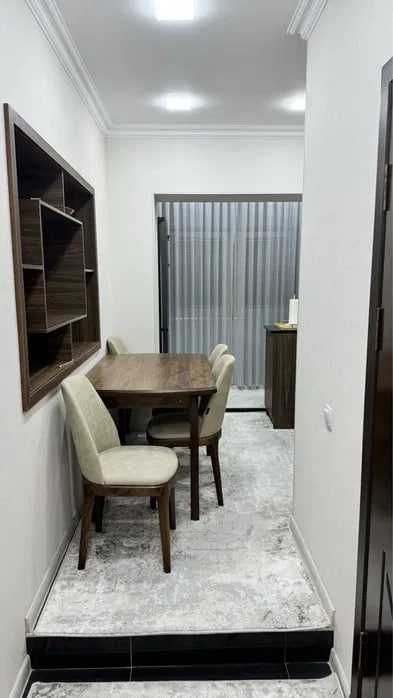 Мирзо Улугбек Буз2 продается квартира 2/4/5  40м2 ор пойтахт автосалон