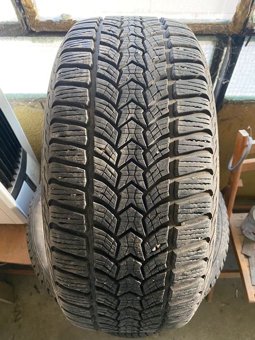 225/50/17 Debica 4бр. Зимни