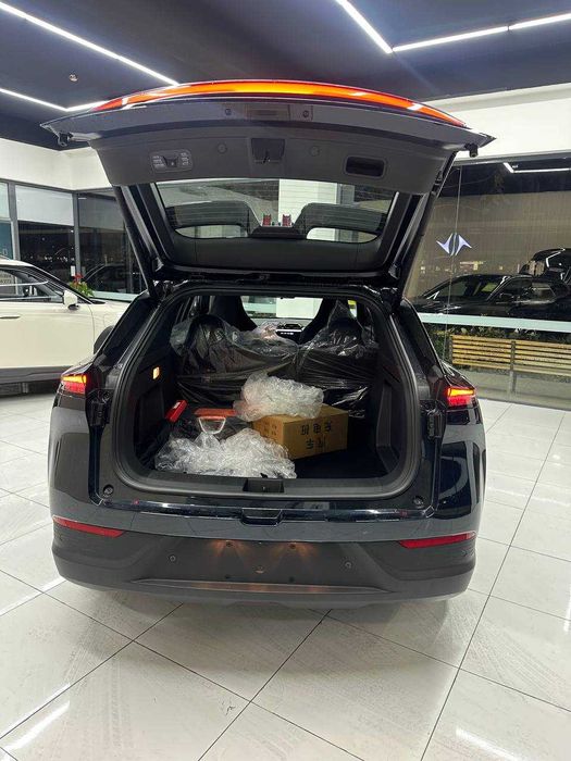 Dongfeng L7 elektromobil