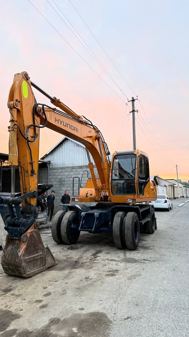 HYUNDAY 1300w M экскаватор