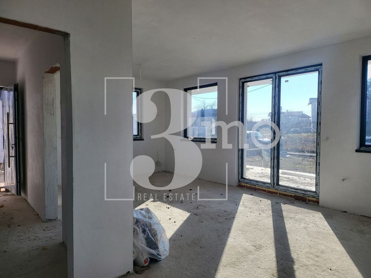 Продава се Къща в Костинброд - 187 кв.м за 1872 €/кв.м - Снимка #5