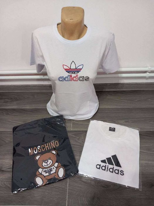 Tricouri cu maneca scurta