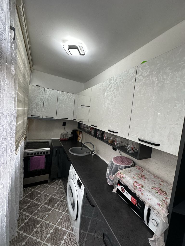 Продава се Тристаен апартамент в Карлово - 60 кв.м за 1445 €/кв.м - Снимка #9