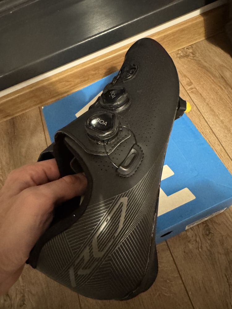 Pantofi ciclism shimano xc7 mtb si sosea