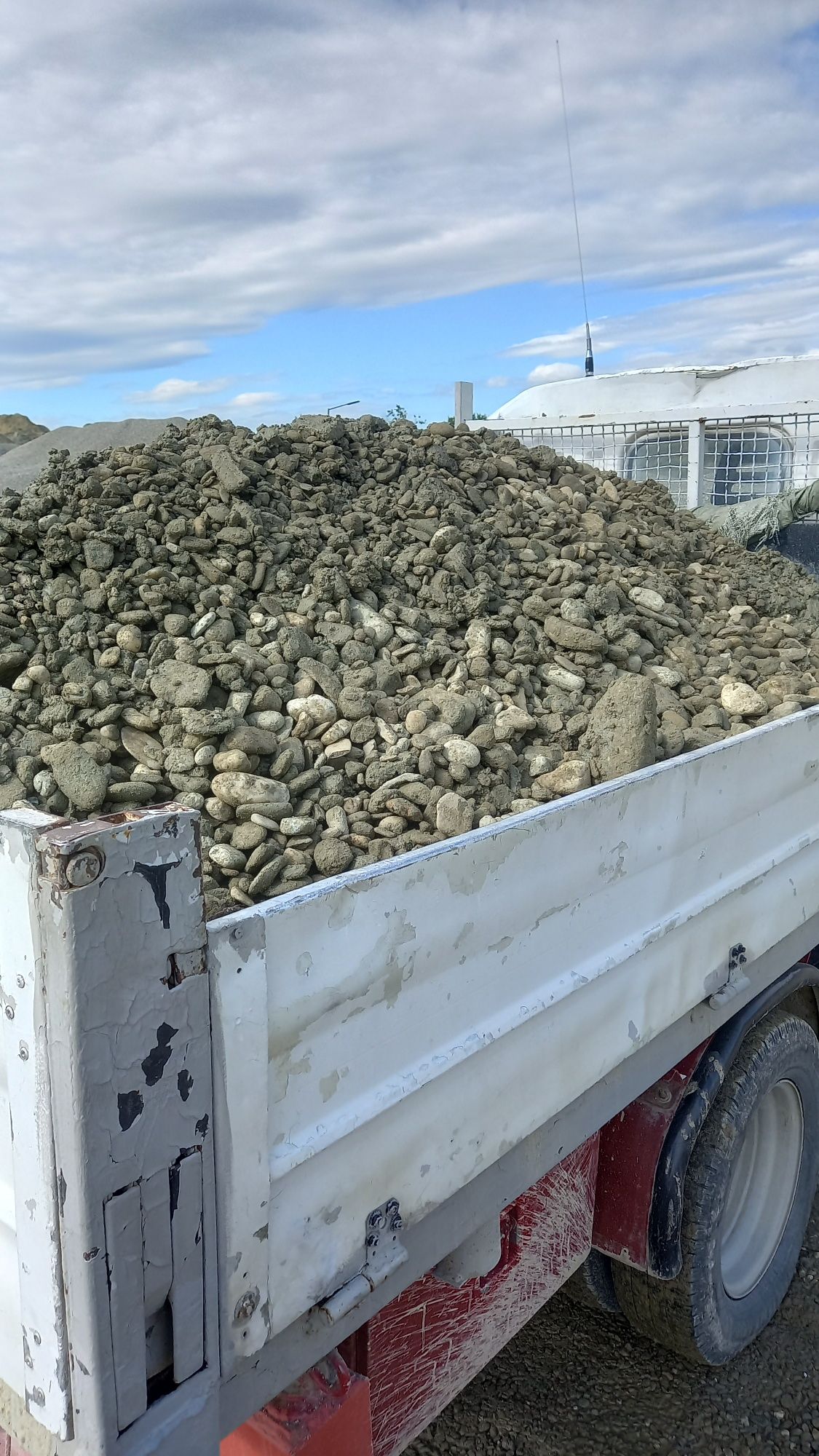 Nisip amestec pt beton 0-16 Moluz nisip balastru moloz transport sort