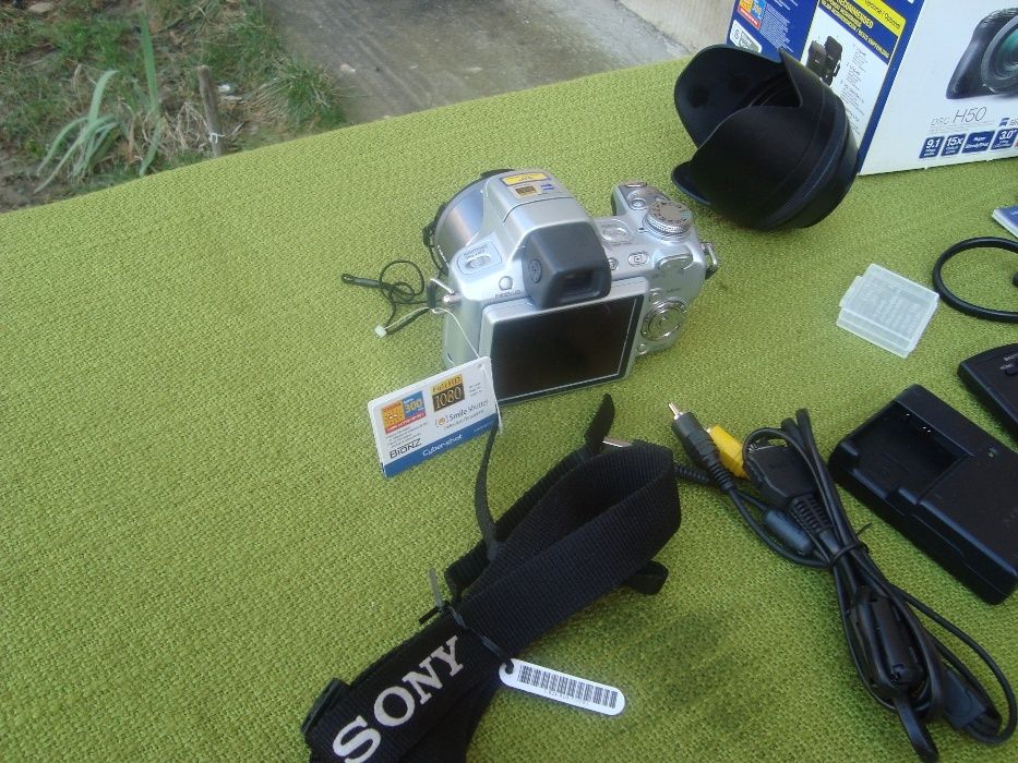 Aparat camera foto Sony H50