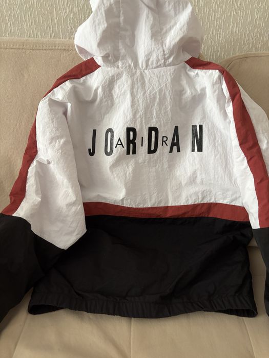 Яке Nike Jordan 12-13 години