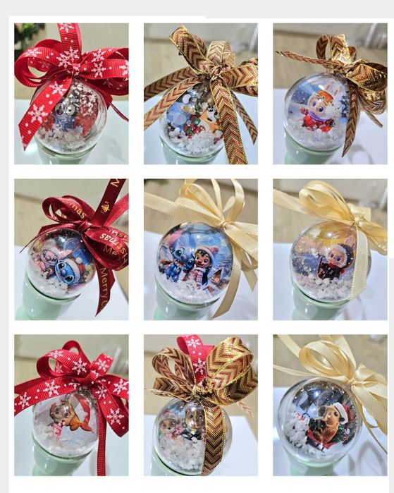 Коледни топки и чаши