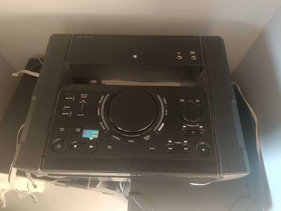Vând sistem audio Sony