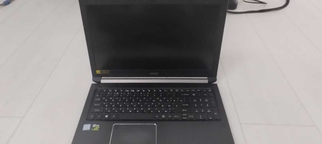 Ноутбук Acer Aspire 7 A715-72G-55B2