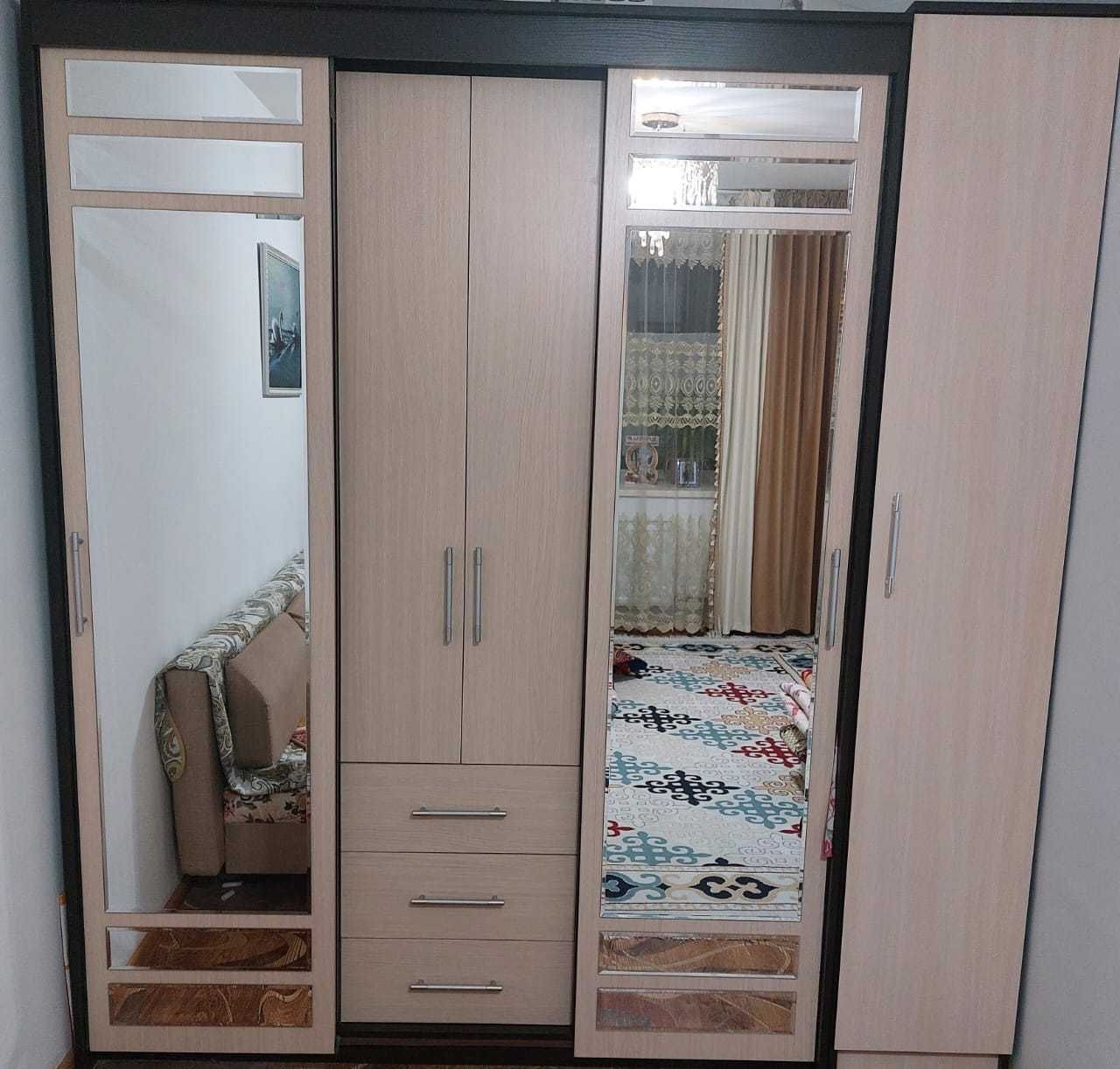 Шкаф в хорошем состояний