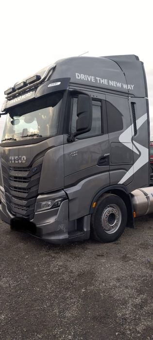 SUPER OFERTA Iveco Stralis S-Way 460 MIX GNC/LNG