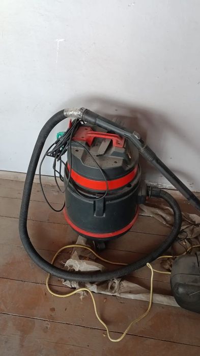 Пылесос в хорошем состояние