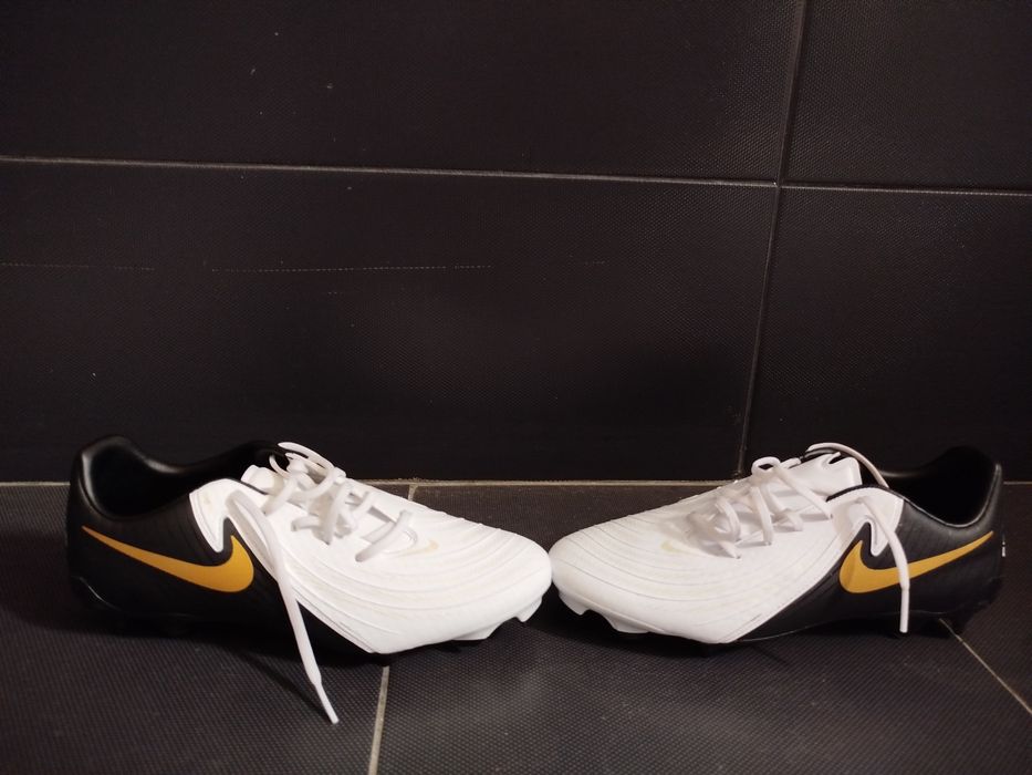 Ghete de fotbat Nike