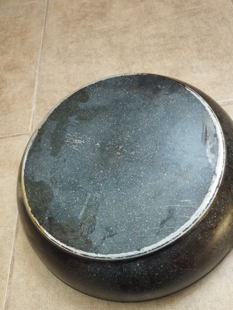 2 tigăi ceramică/55 lei ambele