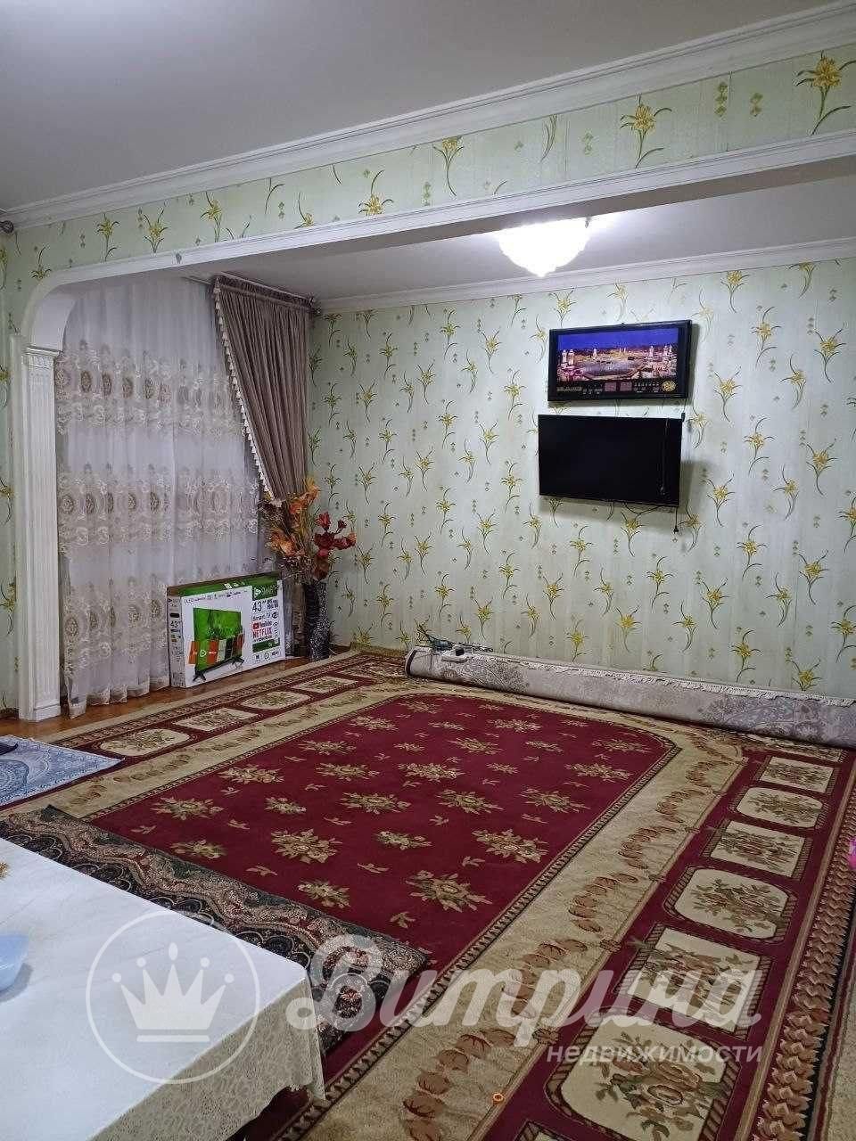 Продаётся 4-комнатная квартира в Яшнабадском районе