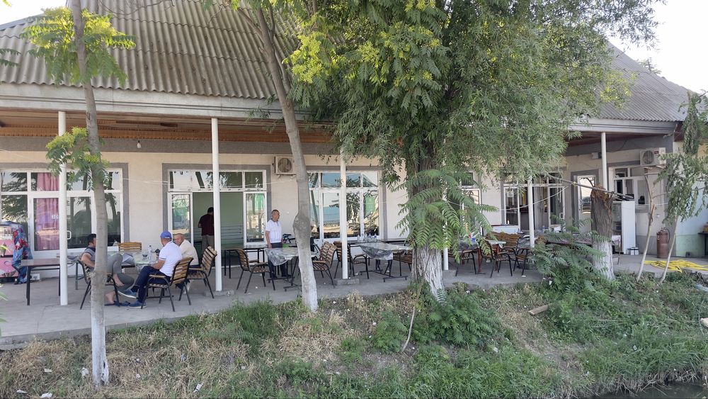 Tayyor yurub turgan choyhona