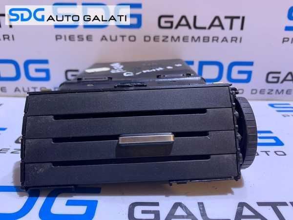 Gura Grila Aer Ventilatie Aerisire Bord Centru Stanga Ford Kuga 2008 - 2012 Cod 3M51-R014L21-AE 3M51R014L21AE