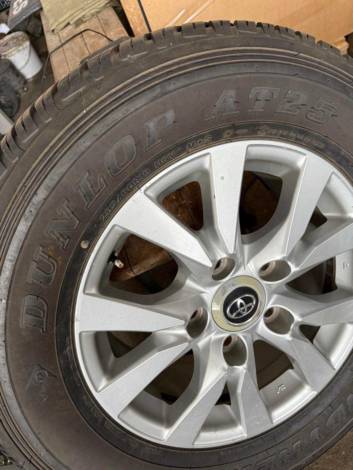 Гуми с джанти Toyota Land Cruiser J200, Hilux, Sequoia