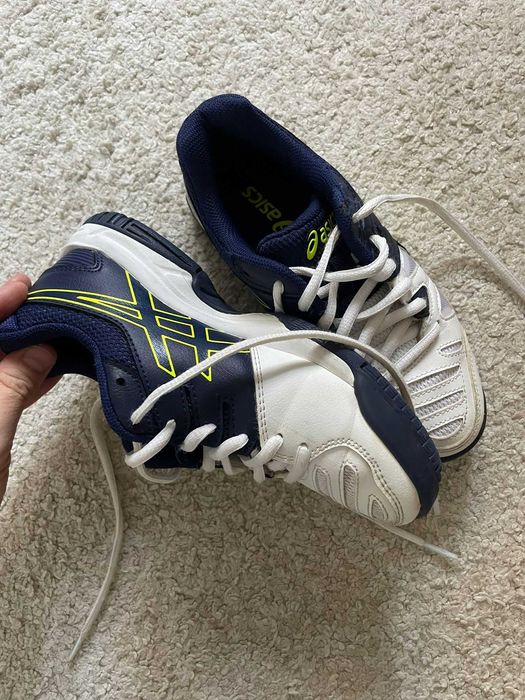 Adidasi Asics marimea 32.5 - 20 cm - multicolor/alb