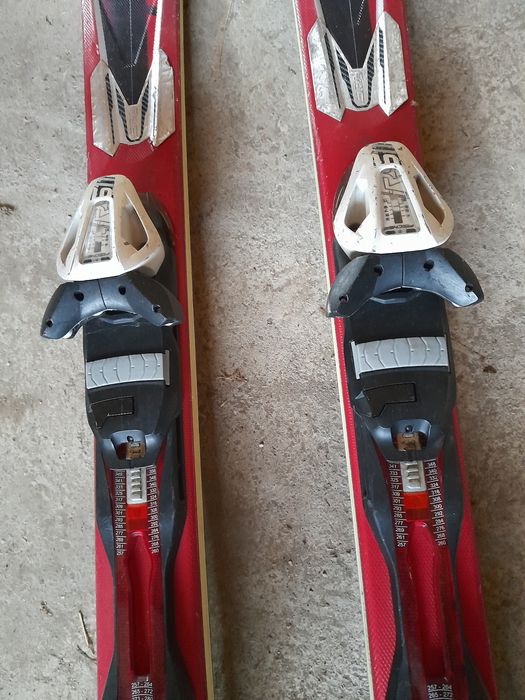Schiuri 155 cm.in stare buna 280  ron