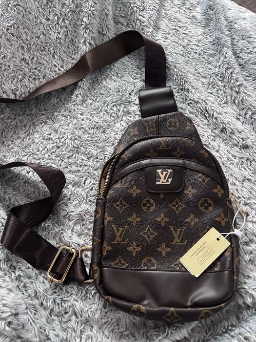 Borseta barbati Louis Vuitton