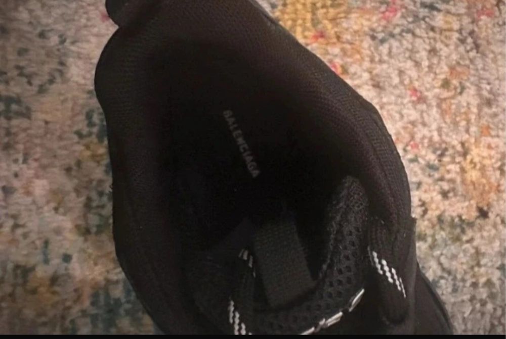 Balenciaga Triple S Black