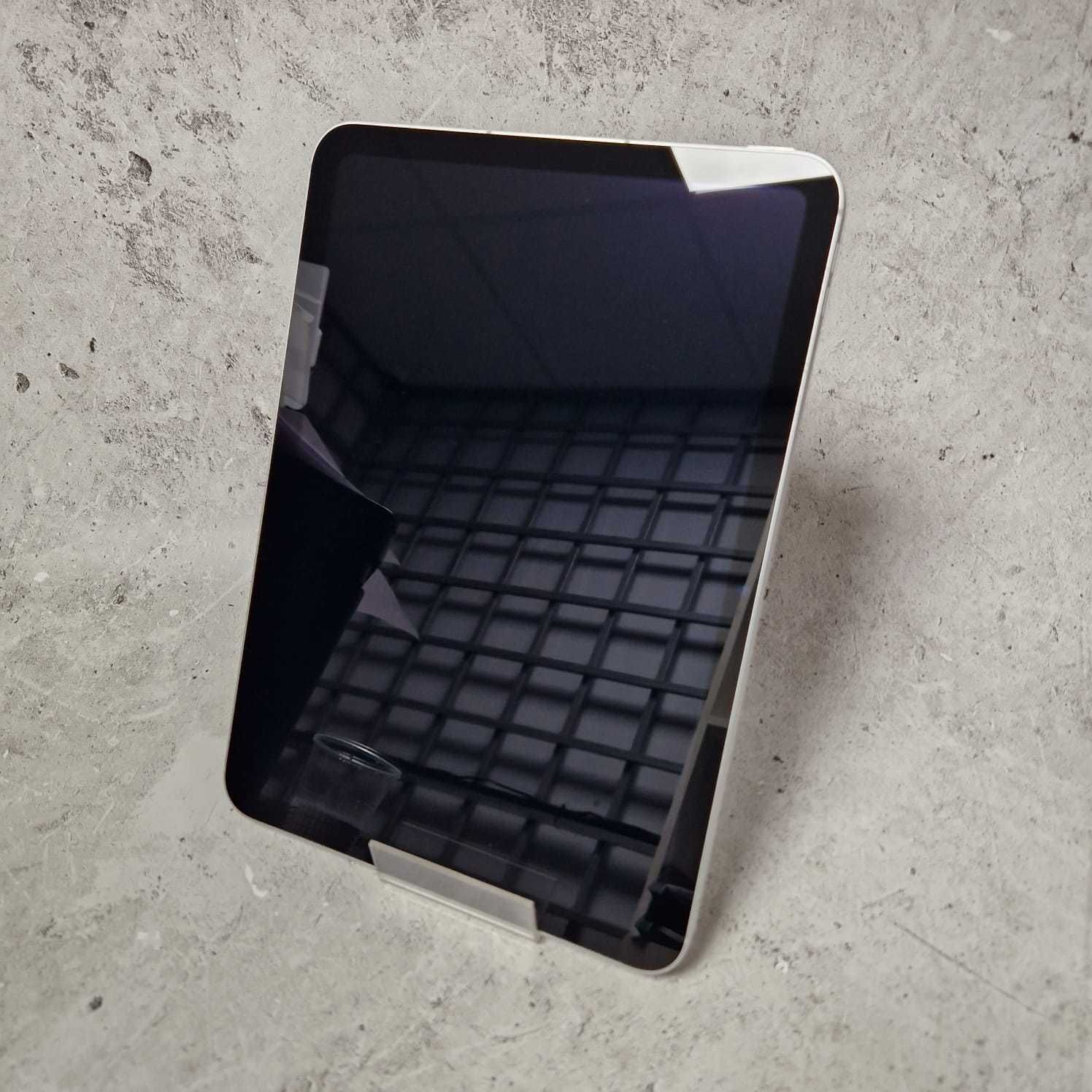 Apple Ipad 10 поколениеWi-Fi Plus Cellular(Зелинского 30/4) лот 347912