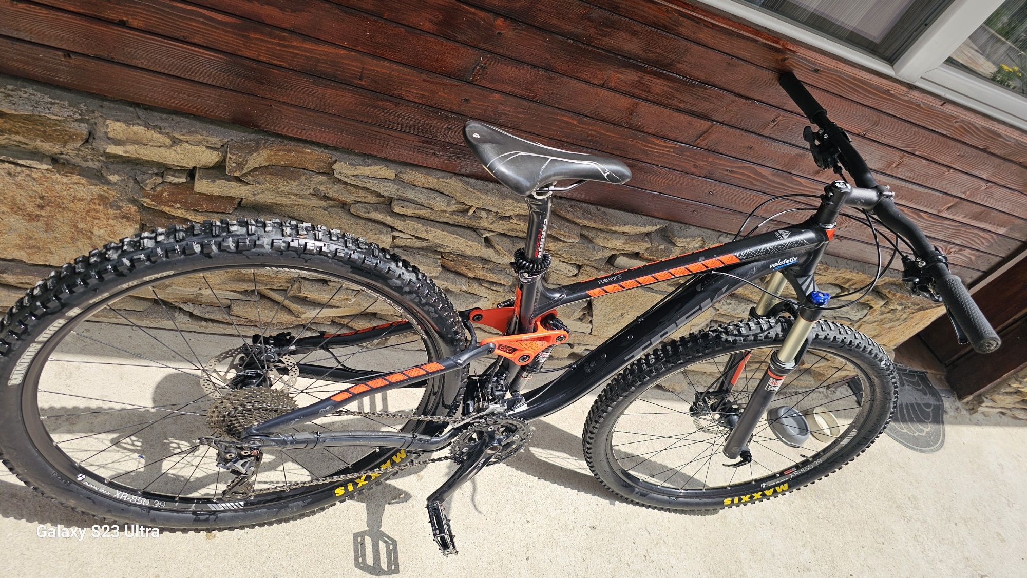 Колело планинско Trek Fuel ex 6