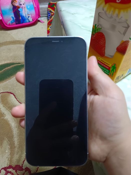 Продаётся айфон 12про