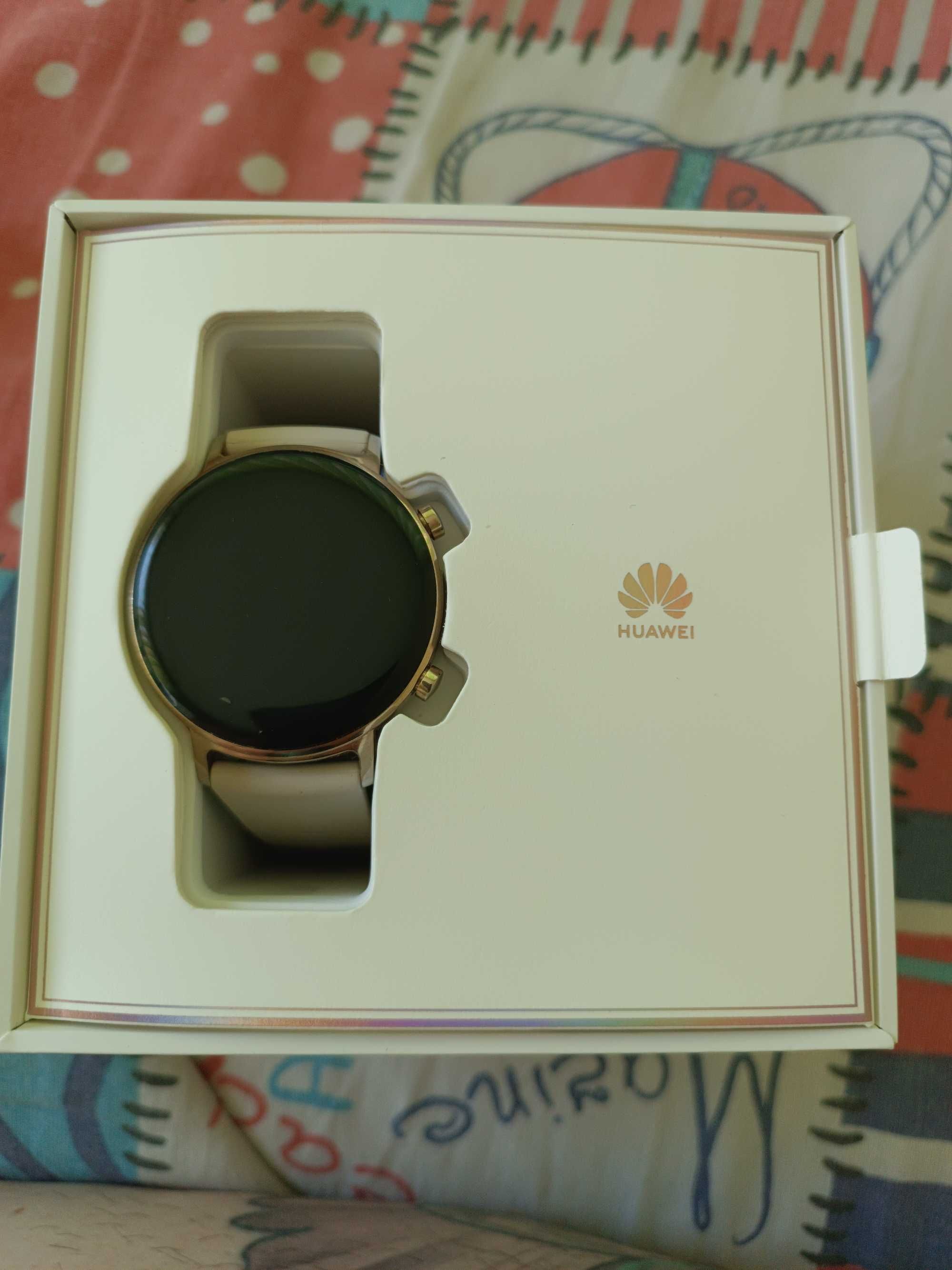 Huawei watch gt 2 42mm.