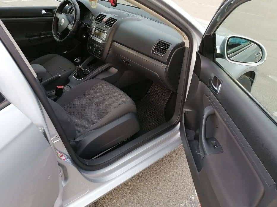 Vând Vw Jetta 1.9 tdi