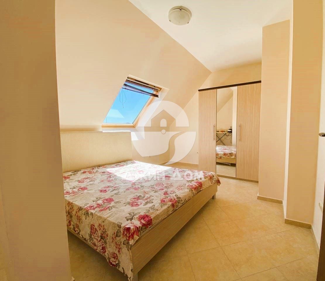 Продава се Двустаен апартамент в к.к. Слънчев бряг - 77 кв.м за 1182 €/кв.м - Снимка #4