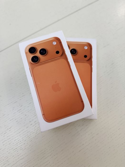 Iphone 17 pro(оранжевый)